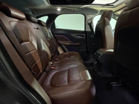 Jaguar F-Pace V6 S AWD 19