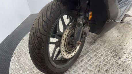 Honda Forza 125 NSS 2018 SPARES OR REPAIR PROJECT SCOOTER LEARNER BIKE 125CC 17