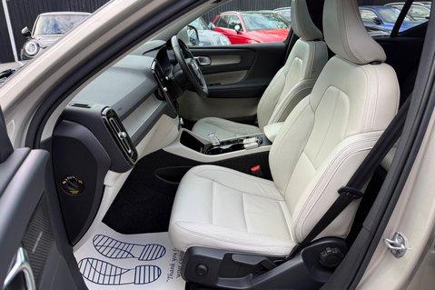 Volvo XC40 T5 INSCRIPTION AWD -XENIUM -360 CAMERA -PAN ROOF -HARMAN KARDON -WINTER PAC 22
