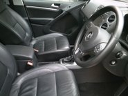 Volkswagen Tiguan SE TDI BLUEMOTION TECHNOLOGY 4MOTION DSG ONLY 53,000 MILES FROM NEW 11