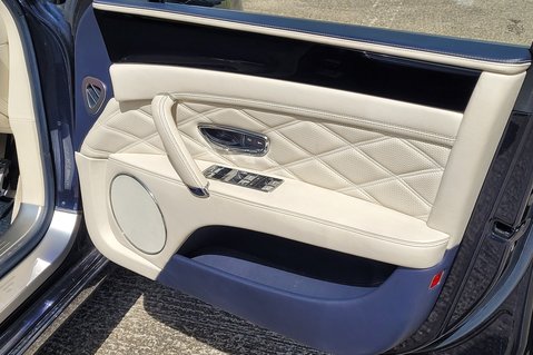 Bentley Flying Spur V8 13