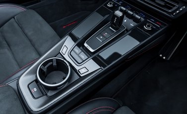 Porsche 911 Targa 4 GTS (992) 24