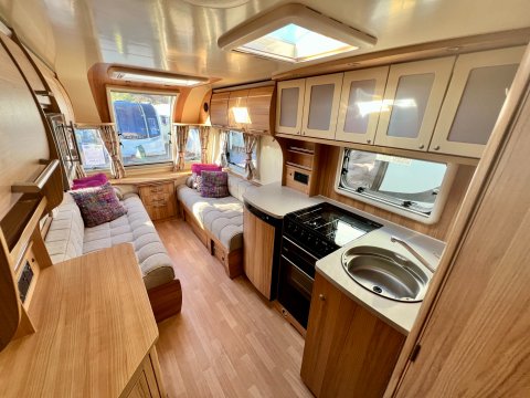 Bailey Pegasus Genoa GT65  23