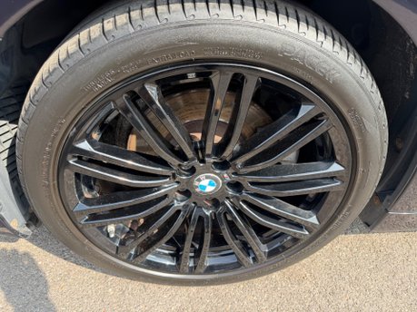 BMW 5 Series 520D M SPORT TOURING 18