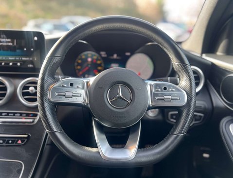 Mercedes-Benz GLC 2.0 GLC 300 AMG Line Premium D 4Matic Auto 4WD 5dr 17