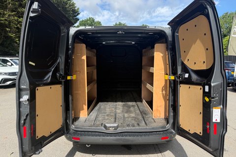 Ford Transit Custom 300 LIMITED P/V L2 H1 - NO VAT -LONG WHEEL BASE -20 INCH ALLOYS - BODYKIT 12