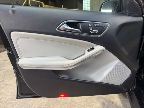 Mercedes-Benz GLA 2.1 GLA 200 Sport Premium+ D Auto 5dr 66