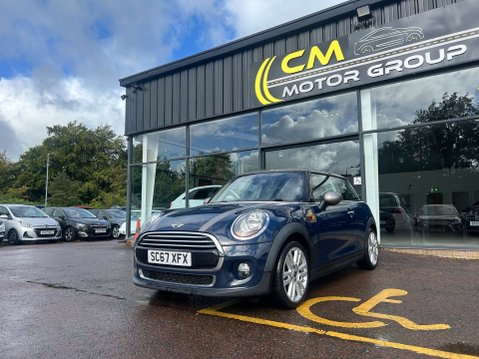 Mini Hatch 1.5 Cooper Seven 3dr 4