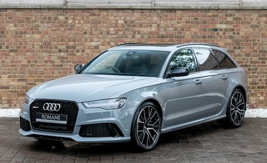 Audi RS6 Avant Performance 6