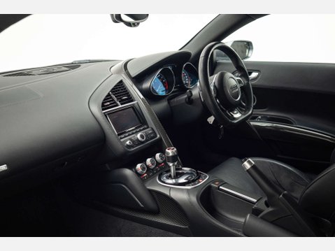 Audi R8 5.2 R8 Quattro V10 Semi-Auto 4WD 2dr 10