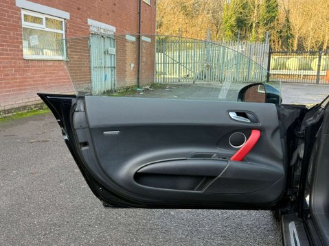 Audi R8 4.2 R8 LE Semi-Auto 4WD 2dr 19