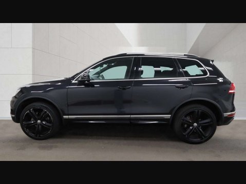 Volkswagen Touareg 3.0 Touareg V6 R-Line+ TDI BlueMotion Technology Auto 4WD 5dr 6