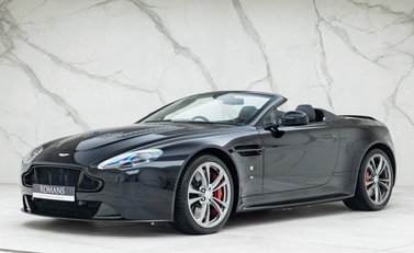 Aston Martin V12 Vantage S Roadster 1