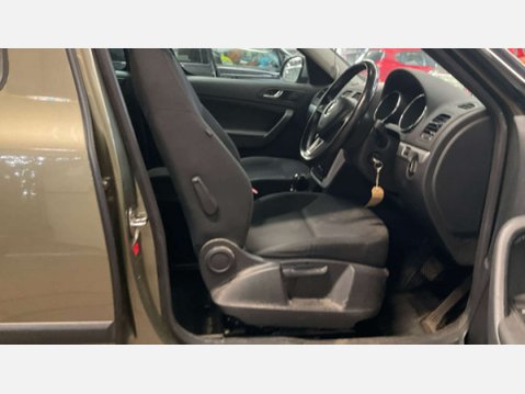 Skoda Yeti 1.2 TSI SE Outdoor 5dr Petrol DSG Euro 5 (105 ps) 4