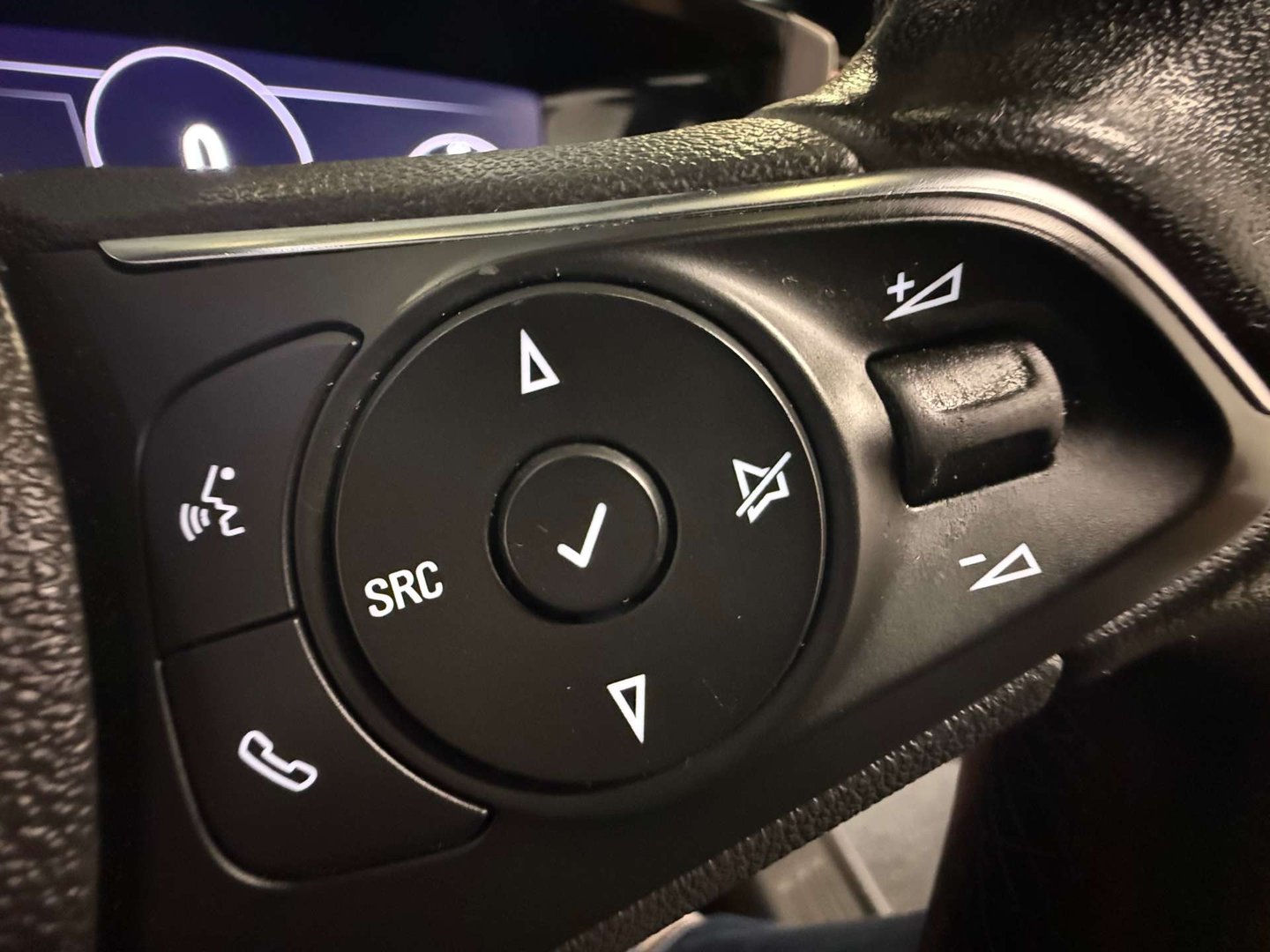 2023 Vauxhall Mokka — image 17