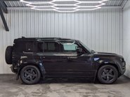 Land Rover Defender 2.0 Defender X-Dynamic HSE PHEV Auto 4WD 5dr 14