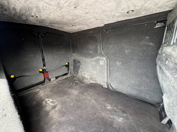 Ford Transit Connect LWB L2H1 Low Roof Limited Air Con Nav Sensors EURO 6 NO VAT 10