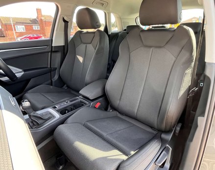 Audi Q3 1.5 Q3 Sport 35 TFSI Semi-Auto 5dr 70