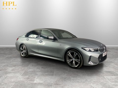 BMW 3 Series 2.0 320i M Sport Saloon 4dr Petrol Auto Euro 6 (s/s) (184 ps) Alloys - Blue 1