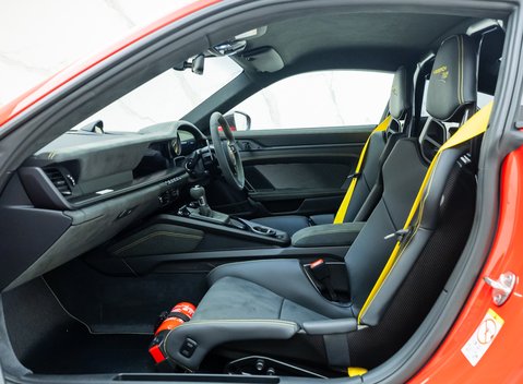 Porsche 911 GT3 RS (992) 17