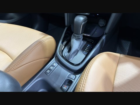 Toyota Yaris Cross PREMIERE EDITION 63
