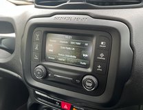 Jeep Renegade (Sold) 1.4T MultiAirII Longitude SUV 5dr Petrol DDCT Euro 6 (s/s) (140 ps) 29