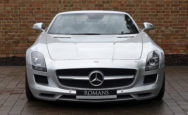 Mercedes-Benz SLS AMG Roadster 14