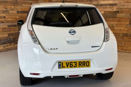 Nissan LEAF 24kWh Visia Hatchback 5dr Electric Auto (107 bhp) 78