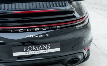 Porsche 911 Turbo S Cabriolet (992) 30