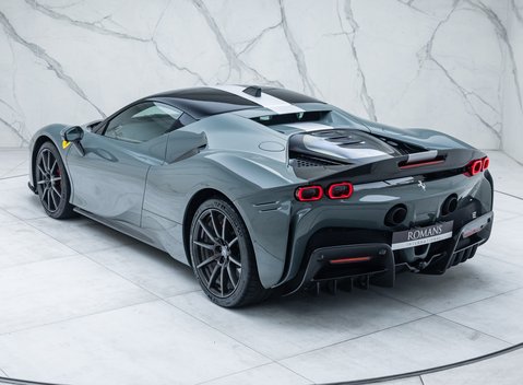 Ferrari SF90 Stradale ASSETTO FIORANO 14