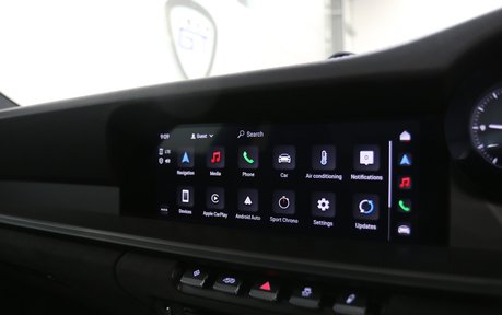 Porsche 911 Carrera GTS - Rear-Axle Steering, 18-Way Seats, Panoramic Roof and More 31