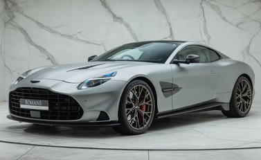 Aston Martin Vanquish V12 1