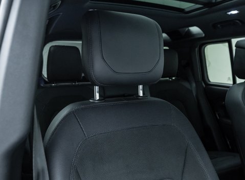 Land Rover Defender 110 V8 CARPATHIAN EDITION Urban 15