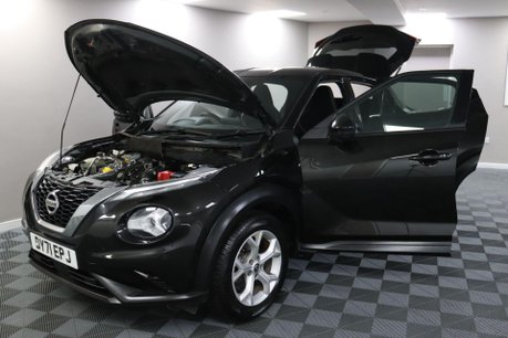 Nissan Juke DIG-T N-CONNECTA DCT 16