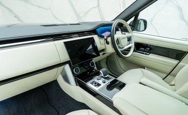 Land Rover Range Rover P400 AUTOBIOGRAPHY 19