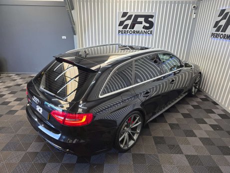 Audi RS4 4.2 FSI V8 Estate 5dr Petrol S Tronic quattro Euro 5 (450 ps) 17