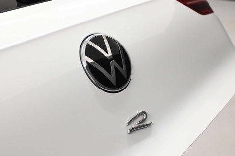 Volkswagen Golf 2.0 Golf R TSi 4Motion Semi-Auto 4WD 5dr 16