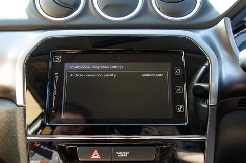 Suzuki Vitara SZ-T 26