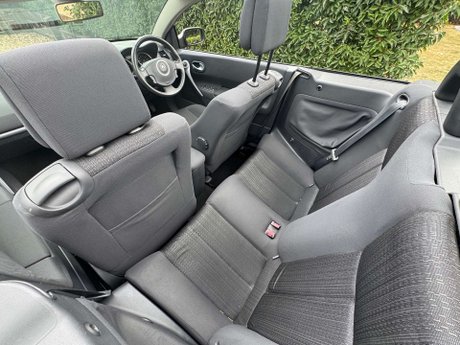 Renault Megane 1.6 Megane Dynamique 2dr 17