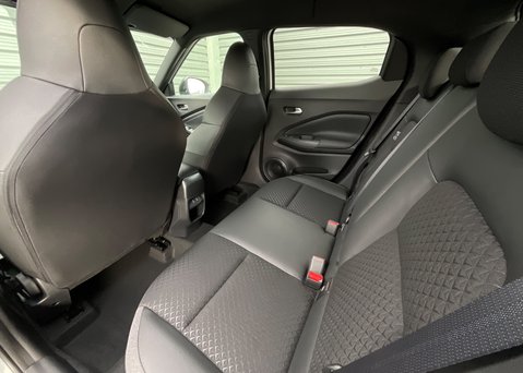 Nissan Juke N-CONNECTA DIG-T 114BHP  14