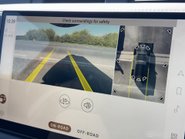 Land Rover Defender 90 D300 Hard Top X-Dynamic HSE - Air Suspension 32