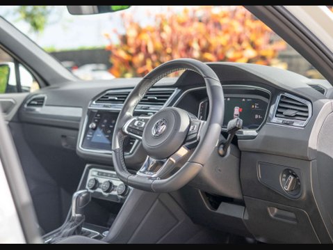 Volkswagen Tiguan 1.5 Tiguan R-Line TSi Evo Semi-Auto 5dr 11