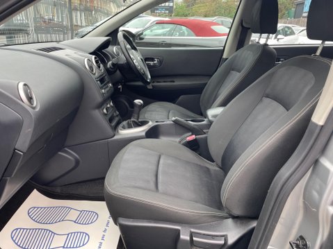 Nissan Qashqai 1.6 Acenta 2WD Euro 5 (s/s) 5dr 19