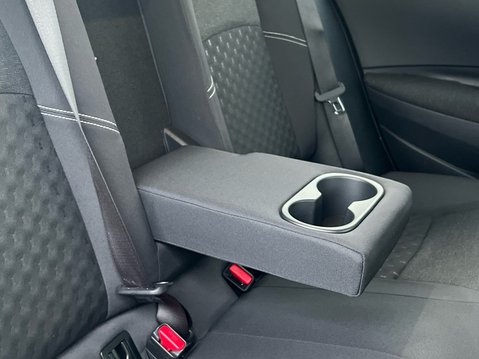 Suzuki Swace MOTION 37