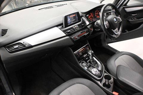 BMW 2 Series 1.5 218i SE Auto 5dr 19