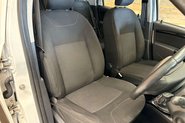 Dacia Duster 1.5 dCi Laureate SUV 5dr Diesel Manual Euro 5 (110 ps) 32