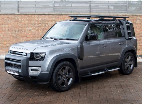 Land Rover Defender 110 HSE D240 6