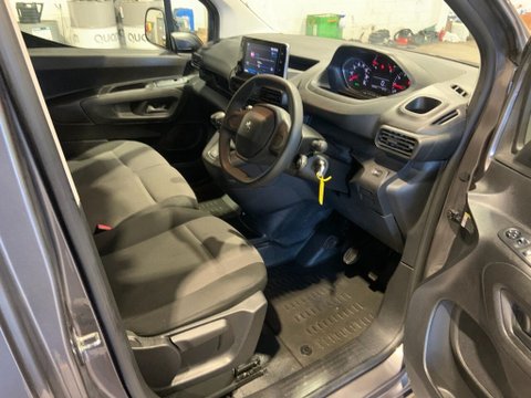 Peugeot Partner BLUEHDI PROFESSIONAL PREMIUM L1 12