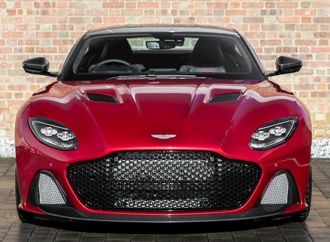 Aston Martin DBS Superleggera 4