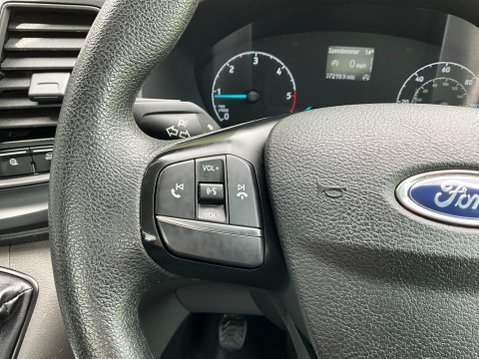 Ford Transit 2.0 350 EcoBlue HD Leader Dropside RWD L4 Euro 6 (s/s) 2dr (DRW) 14